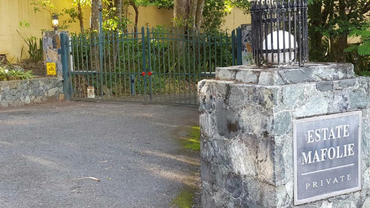 The Cottage At Villa Indigo Carlota Amalia Exterior foto
